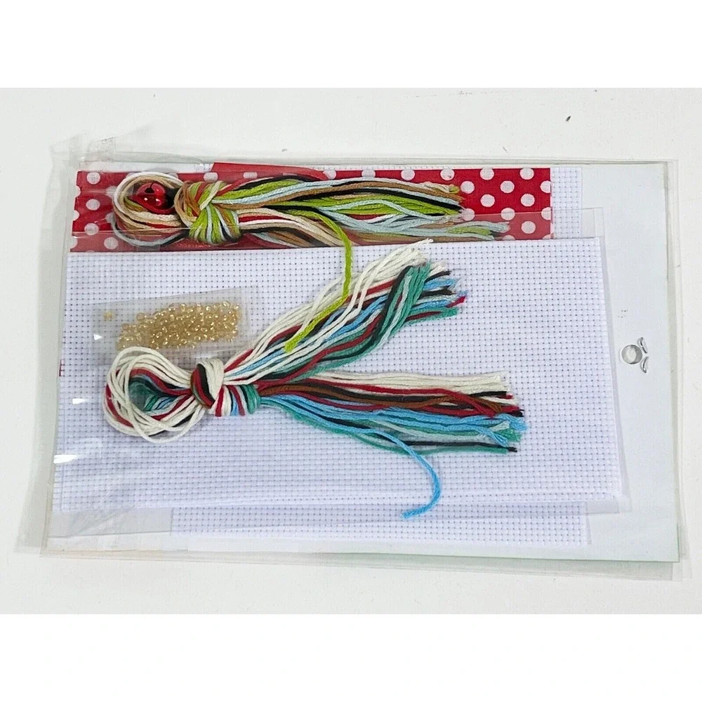 Festive Stich a Long product description